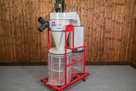 odciag-cyklonowy-axminster-workshop-aw118ce-widok-w-warsztacie-11