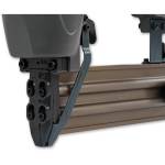 gwozdziarka-pneumatyczna-axminster-professional-ap2564mn-magazynek-i-mechanizm-wbijania-02