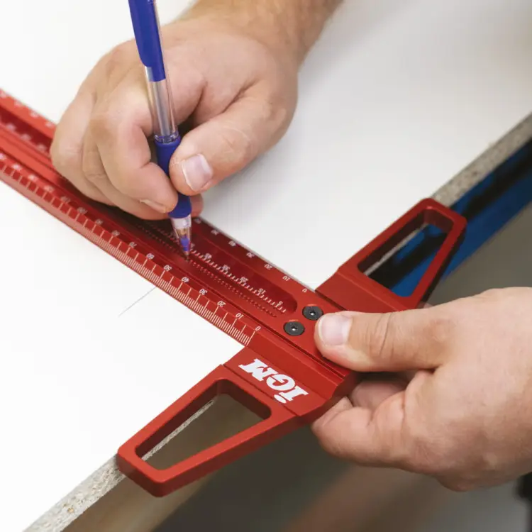 31000