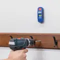 Kreg KMM1000LZ Wykrywacz magnetyczny do belek ze znakowaniem laserowym gwoździ